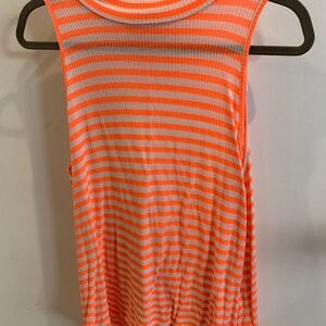 R2d tank top sweater in cream and orange stripes. Small